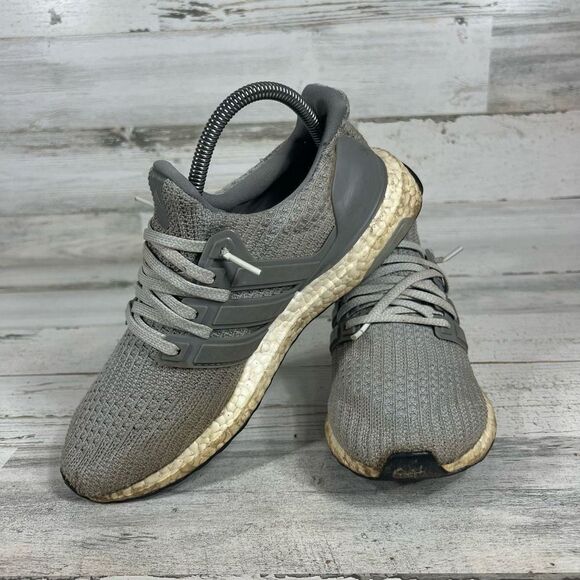 Adidas‎ Women's Ultraboost Gray Training Athletic Shoes US 7.5 - Picture 5 of 8
